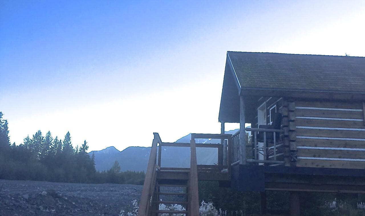 Glacier Creek Cabins Seward Bagian luar foto